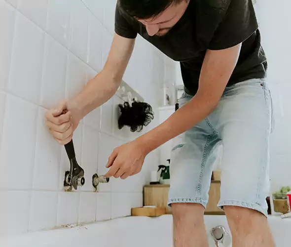 Affordable Bathtub Faucet Replacement in Renton: Choose Experienced Local Technicians